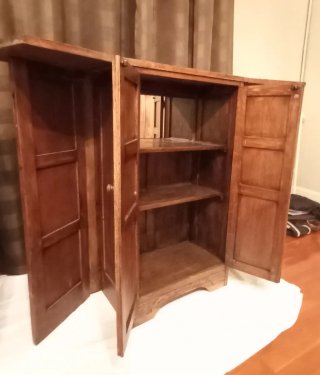 Mueble bar antiguo de madera
