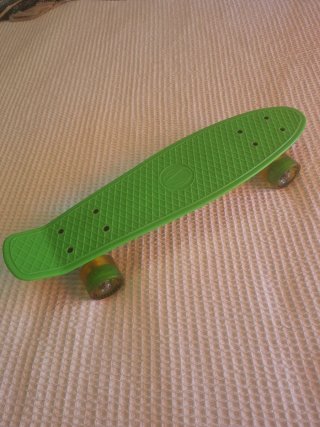 Skate verde nuevo