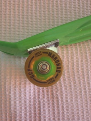 Skate verde nuevo