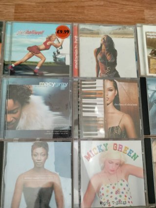 Lote 30 CDs Cantantes Internacionales Pop/Rock
