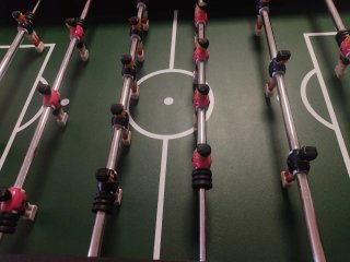 Futbolín de mesa plegable