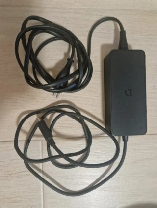 Cargador Xiaomi Patinete Eléctrico
