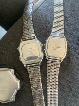 Reloj Casio Digital Plata y Negro