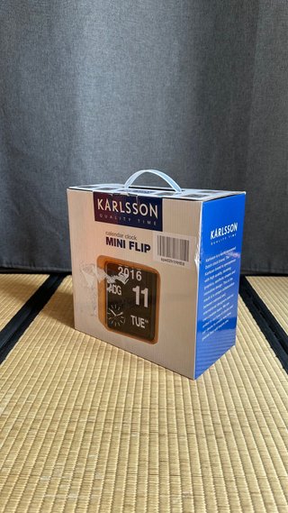 Orologio calendario a palette flip clock Karlsson