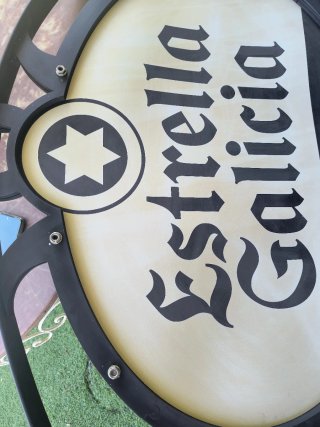 Cartel Estrella Galicia Doble Cara