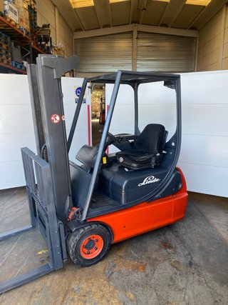 Carretilla elevadora Linde 1600 kg