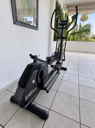 Bicicleta Elíptica BH S1Ei Plus para entreno casa