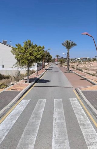 TERRENO EN LA URBANIZACIÓN LA QUINTA