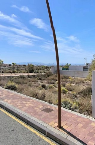 TERRENO EN LA URBANIZACIÓN LA QUINTA