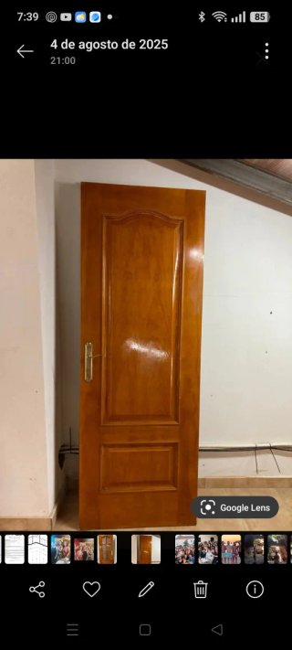 Puerta de madera interior