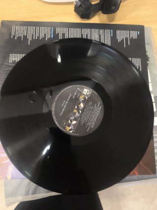 Vinilo Gun - Taking On The World (1989)