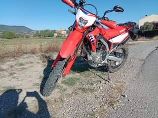 Honda CRF 300 L 2025 Roja/Blanca