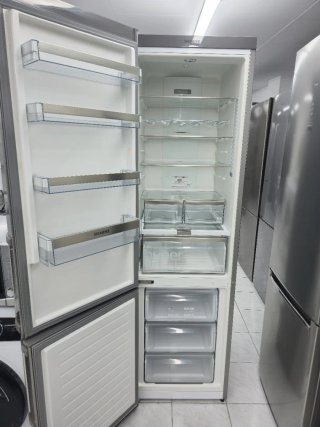 Nevera marca SIEMENS
