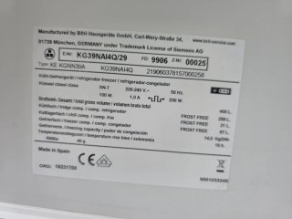 Nevera marca SIEMENS