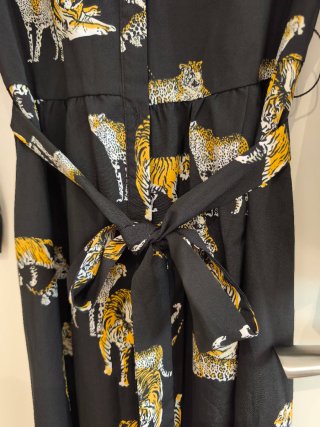 Vestido largo estampado tigre