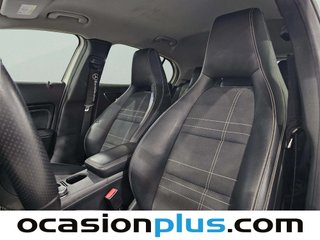 Mercedes-Benz GLA 200 d Urban 100 kW (136 CV)