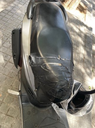Moto SYM 125 Scooter Negra