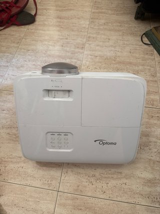 Proyector Optoma Blanco- PRECIO NEGOCIABLE