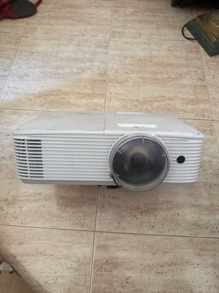 Proyector Optoma Blanco- PRECIO NEGOCIABLE