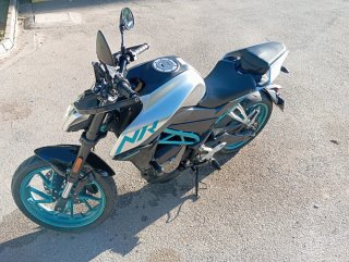 CF Moto 300 NK Naked Moto