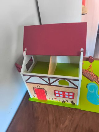 Granja de madera para niños