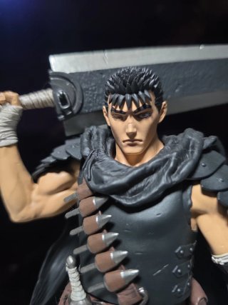 Figura guts berserk