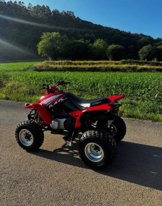 Kymco KXR 250 Quad Rojo