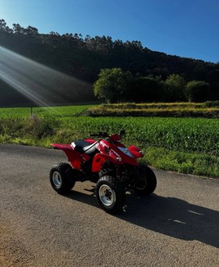 Kymco KXR 250 Quad Rojo