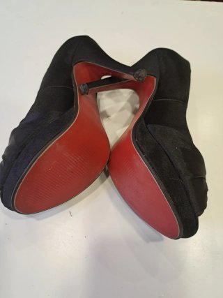 Sandalias de cuña negras y marrones talla 35/36
