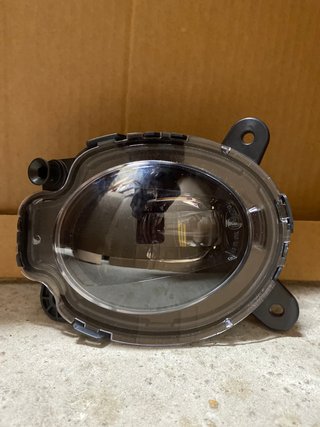 Faro Antiniebla VW 5FJ941702