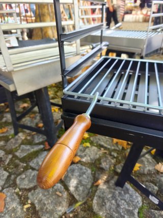Barbacoa de sobremesa hierro y madera