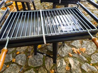 Barbacoa de sobremesa hierro y madera