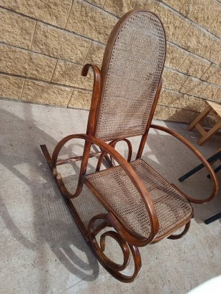 Mecedora Ratan y Madera