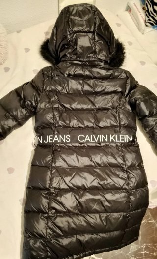 Abrigo Calvin Klein Negro con Cinturón