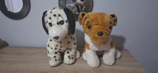 Lote 2 peluches perros dalmata y bulldog