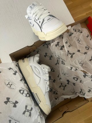 Zapatillas Under Armour Blancas