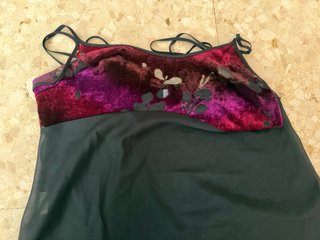 Camisón verde y morado con estampado