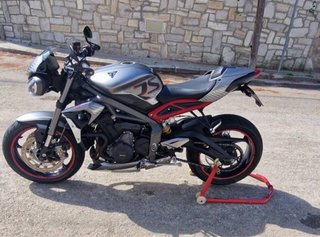 Triumph Street Triple RS 2021