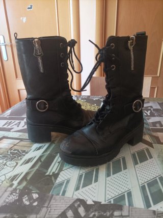 Botas altas negras diferente tallas