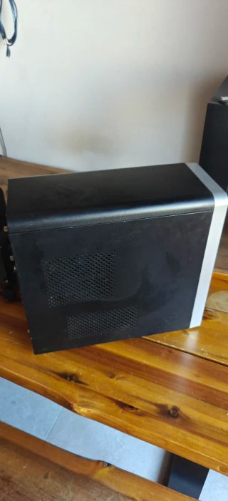Ordenador sobremesa Vento 4GB RAM