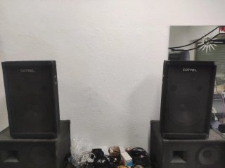 Altavoces Cotpel 12/1 250/500W forro moqueta asas