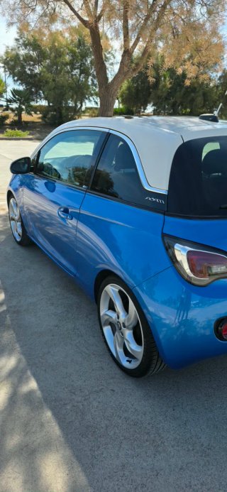 Opel ADAM 2016