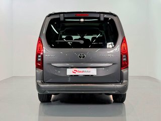 Toyota Proace City Verso 1.5D Family Active L2 Auto 96 kW (131 CV)