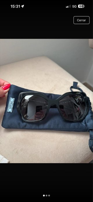 Gafas de sol Prada negras