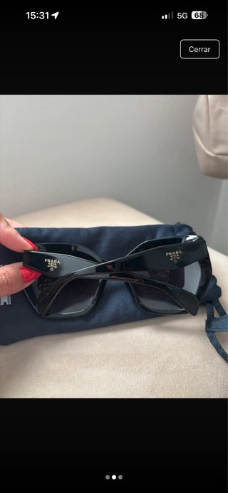 Gafas de sol Prada negras
