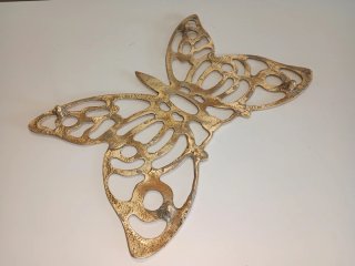 Base em latão maciço em forma de borboleta com 26c