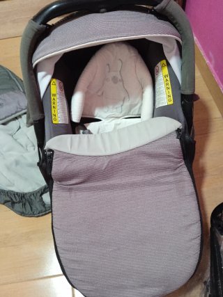 Carro de bebé completo