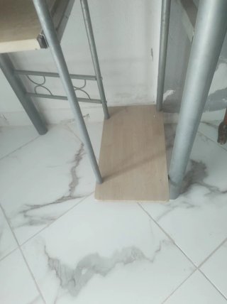 Mueble auxiliar metal y madera