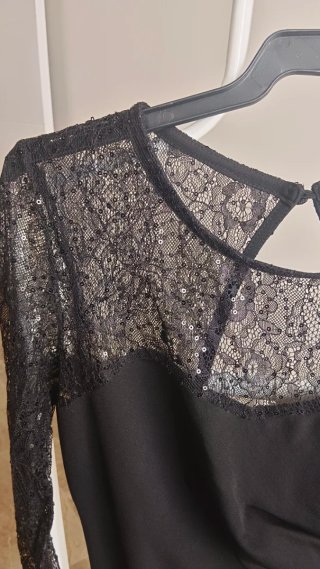 Vestido negro encaje y lentejuelas