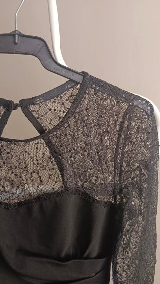 Vestido negro encaje y lentejuelas
